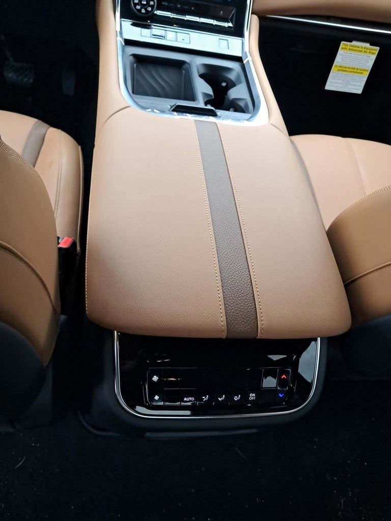 New 2025 Nissan Armada SL w/ Captain's Chari Seat Package image 27