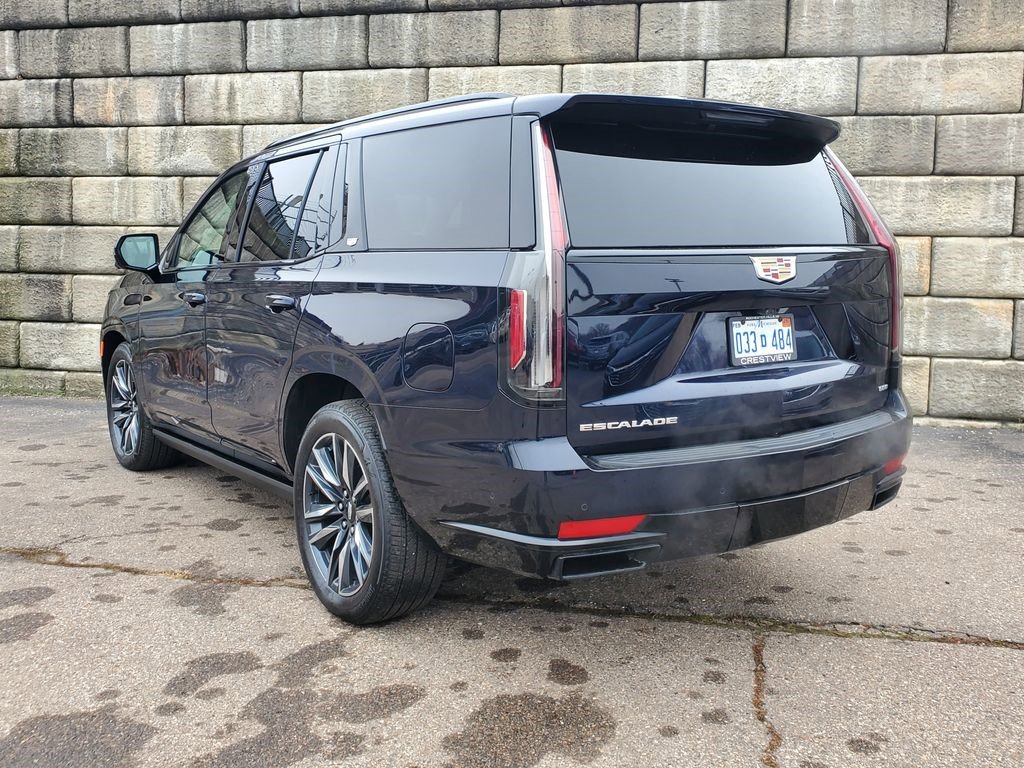 Certified 2024 Cadillac Escalade Sport Platinum image 3