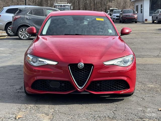 Used 2017 Alfa Romeo Giulia Ti w/ TI 19" Sport Package image 26