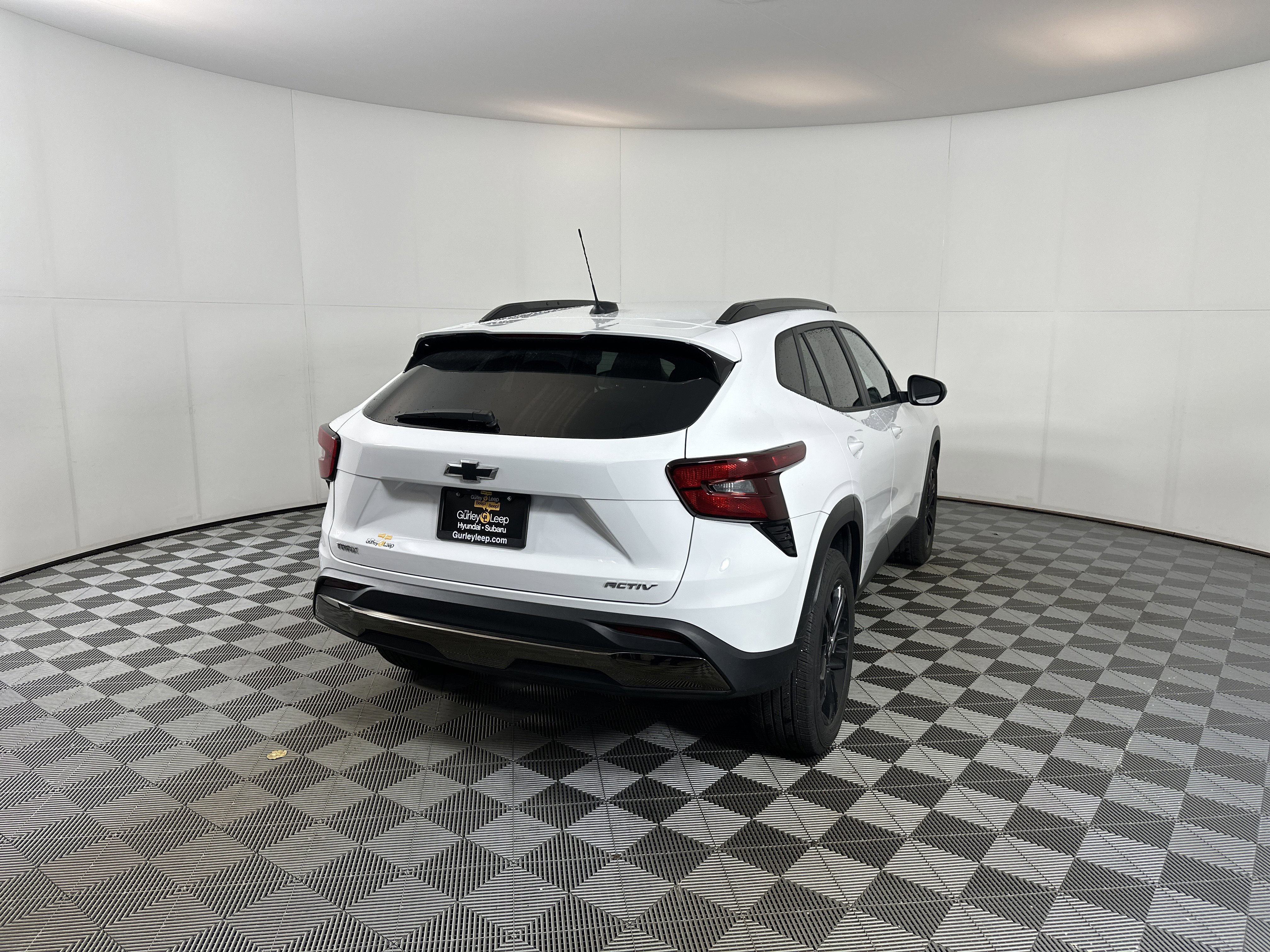 Used 2024 Chevrolet Trax ACTIV image 10