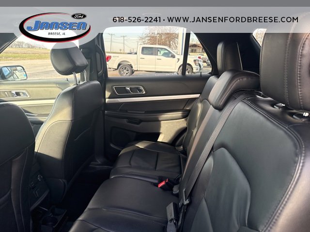 Used 2017 Ford Explorer XLT w/ Equipment Group 202A image 24