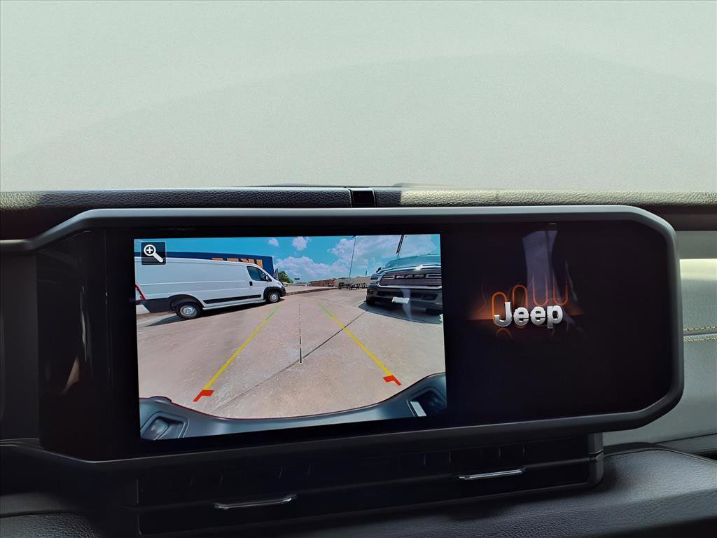 Used 2025 Jeep Gladiator Willys image 8