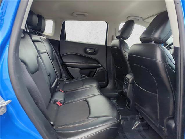 Used 2018 Jeep Compass Latitude w/ Popular Equipment Group FWD image 18