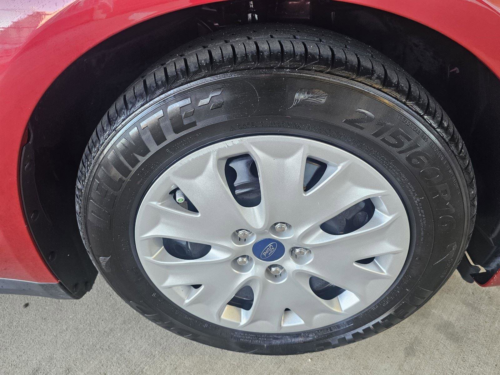 Used 2020 Ford Fusion S image 9