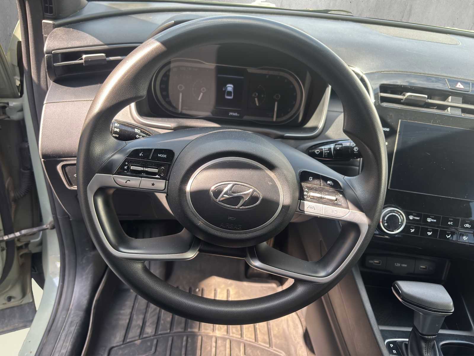 Used 2023 Hyundai Santa Cruz SE image 11