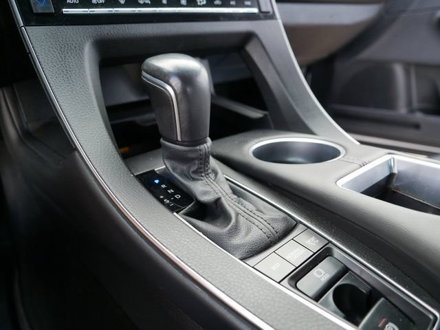 Used 2022 Toyota Avalon Touring FWD image 31