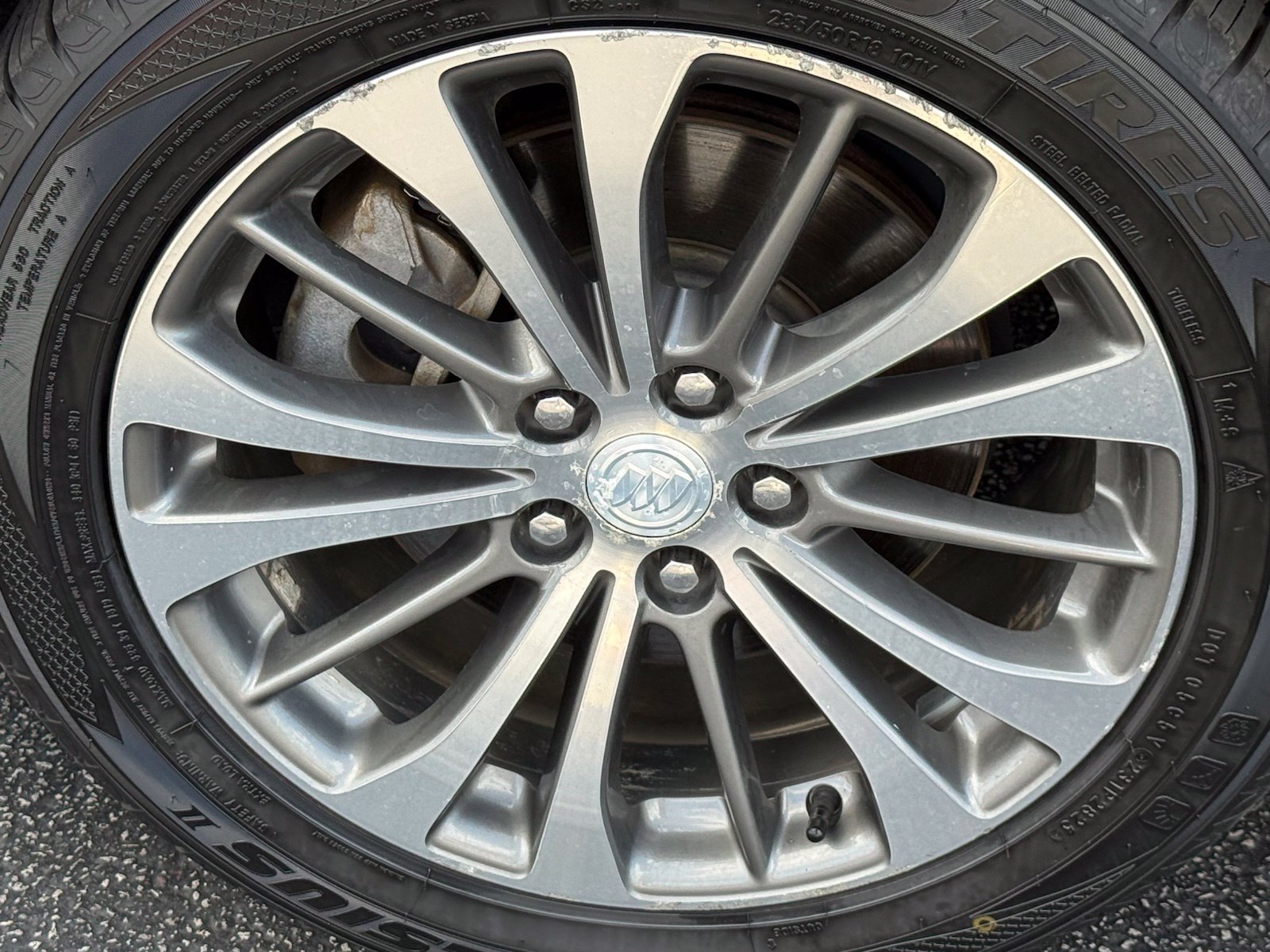 Used 2019 Buick LaCrosse Essence w/ Sun and Shade Package AWD/4WD image 11
