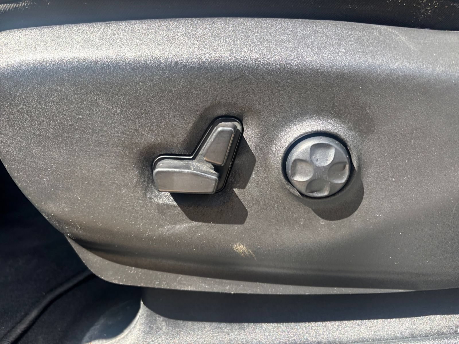Used 2025 Chrysler Pacifica Select FWD image 21