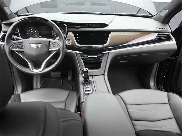 Used 2025 Cadillac XT6 Premium Luxury w/ Platinum Package image 25