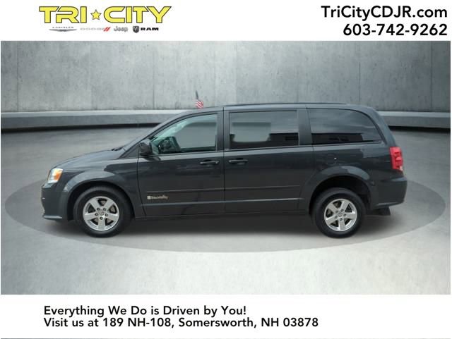 Used 2012 Dodge Grand Caravan SXT image 2