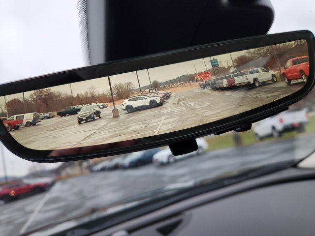 Used 2023 Buick Envision Avenir image 51