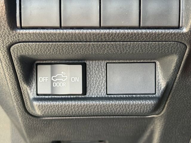 Used 2026 Toyota Tacoma SR5 image 16