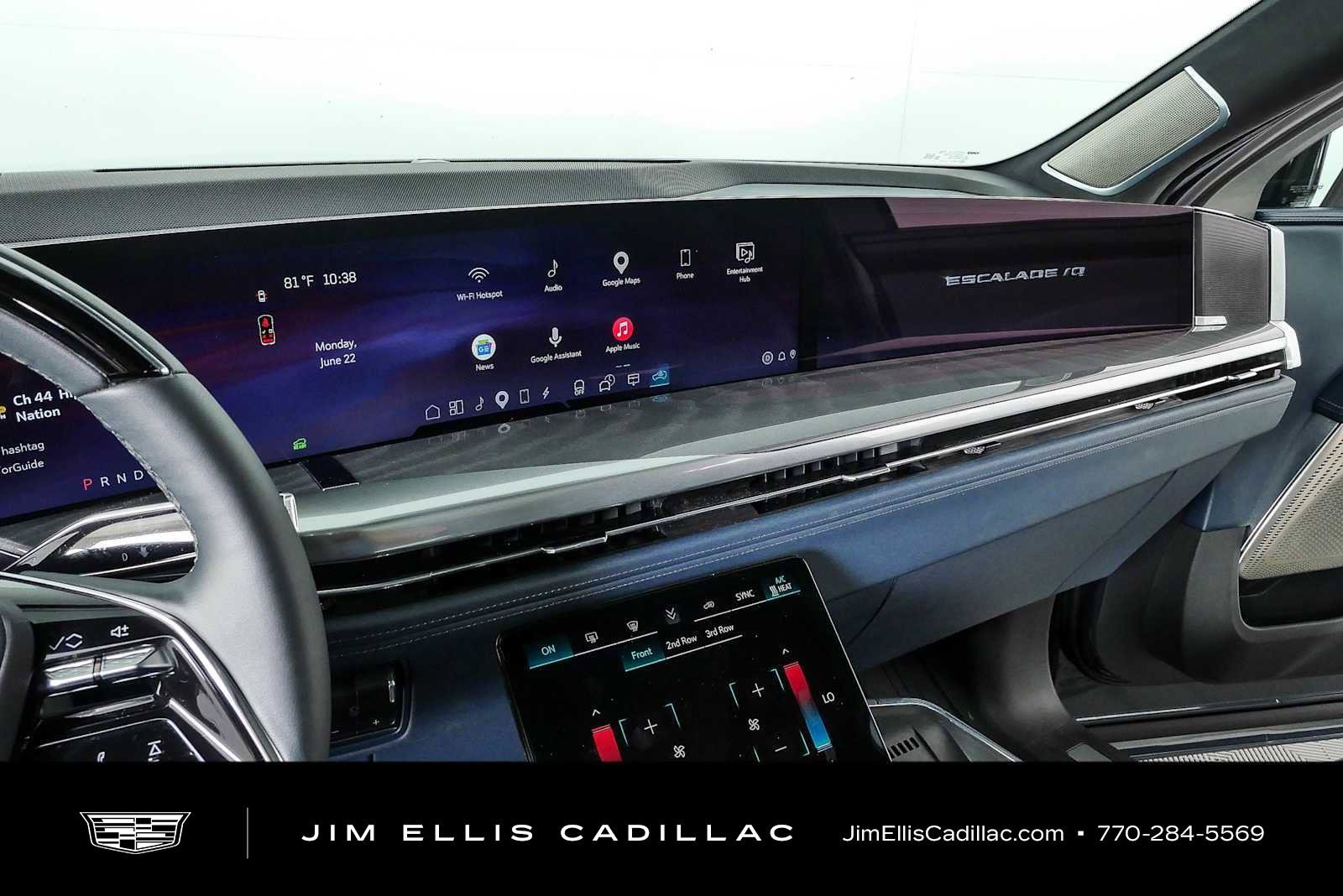 Certified 2025 Cadillac Escalade IQ Luxury 2 w/ LPO, Premium Carpet Package AWD/4WD image 12