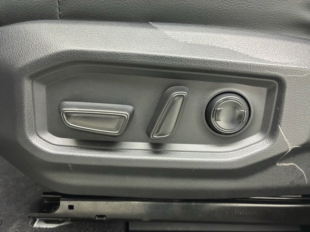 Used 2023 Toyota Tundra Limited image 23