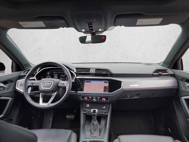Used 2020 Audi Q3 2.0T Prestige w/ Prestige Package image 17