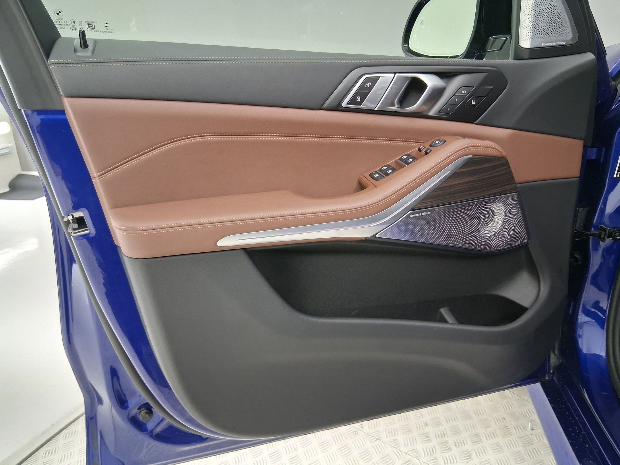 Used 2025 BMW X5 M60i image 20