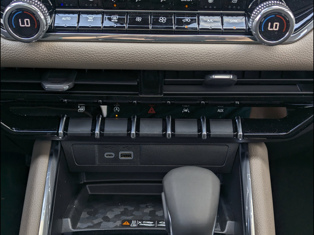 New 2026 GMC Canyon Denali AWD/4WD image 26