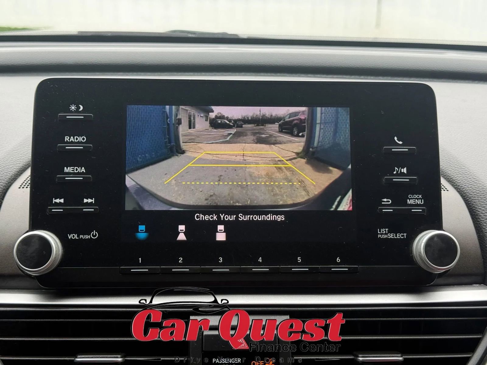 Used 2019 Honda Accord LX image 29