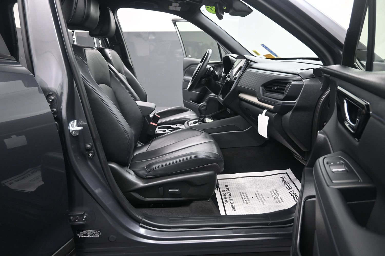 Used 2025 Subaru Forester Limited AWD/4WD image 26