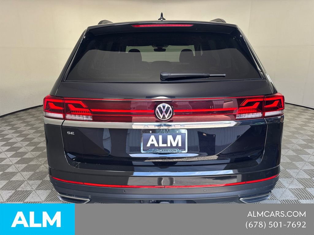 Used 2025 Volkswagen Atlas SE FWD image 8