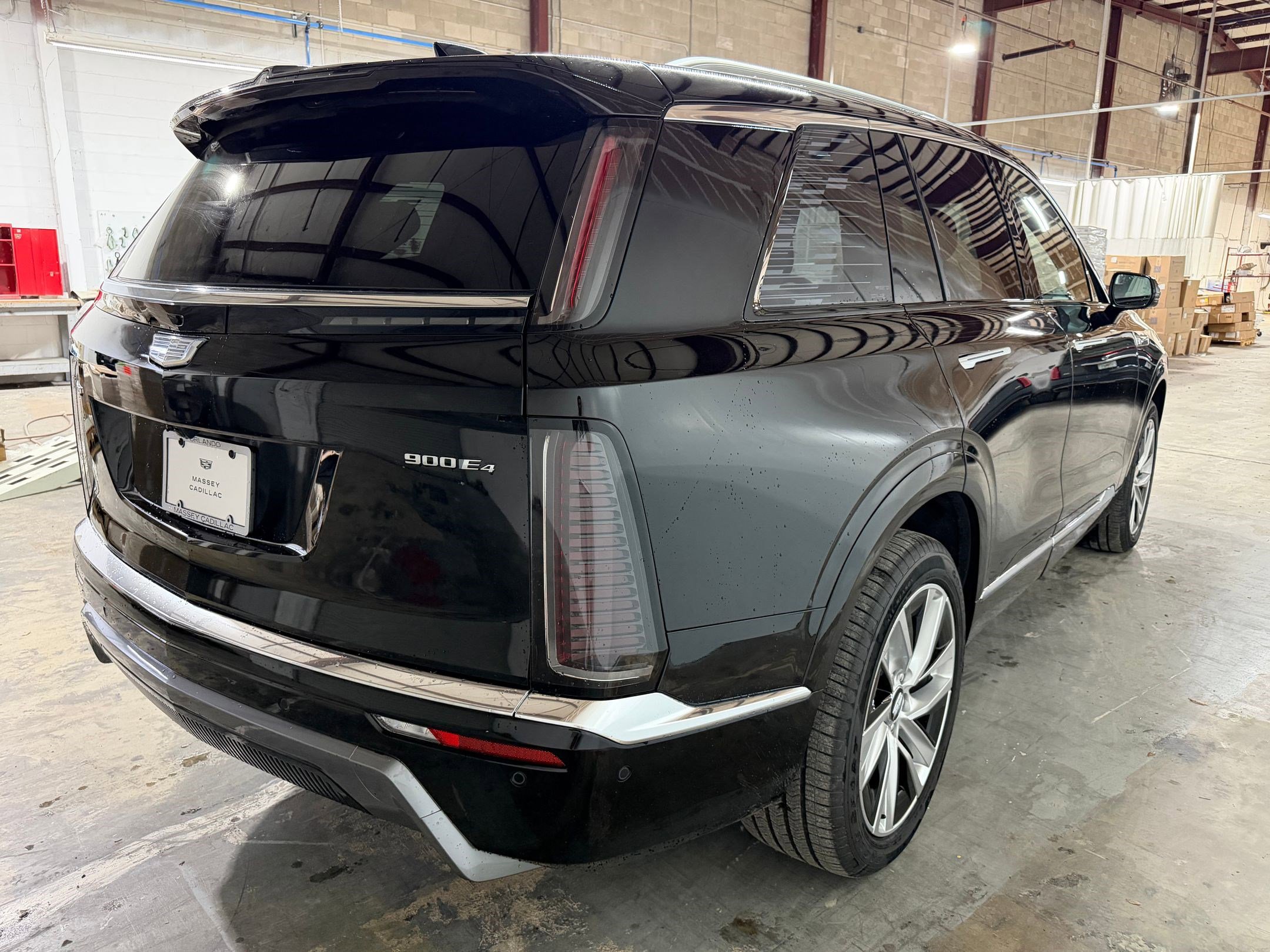 New 2026 Cadillac Vistiq Luxury AWD/4WD image 8