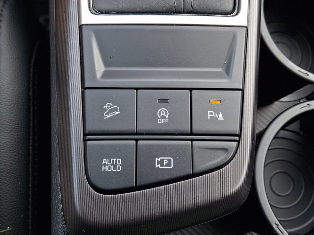 Certified 2026 Kia Sportage EX FWD image 25