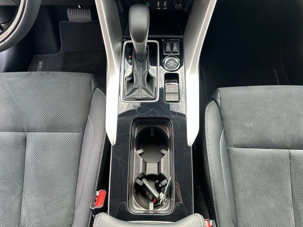 Used 2025 Mitsubishi Eclipse Cross SE image 25