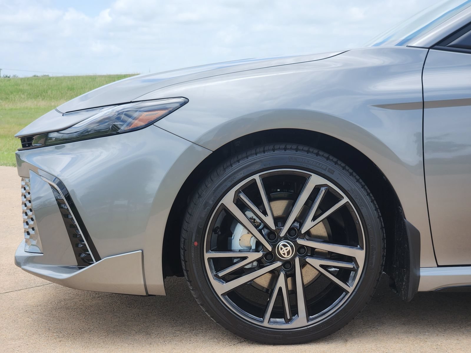 New 2026 Toyota Camry XSE FWD image 10