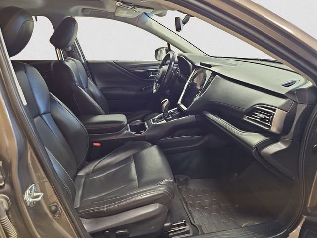 Used 2022 Subaru Outback Limited image 16