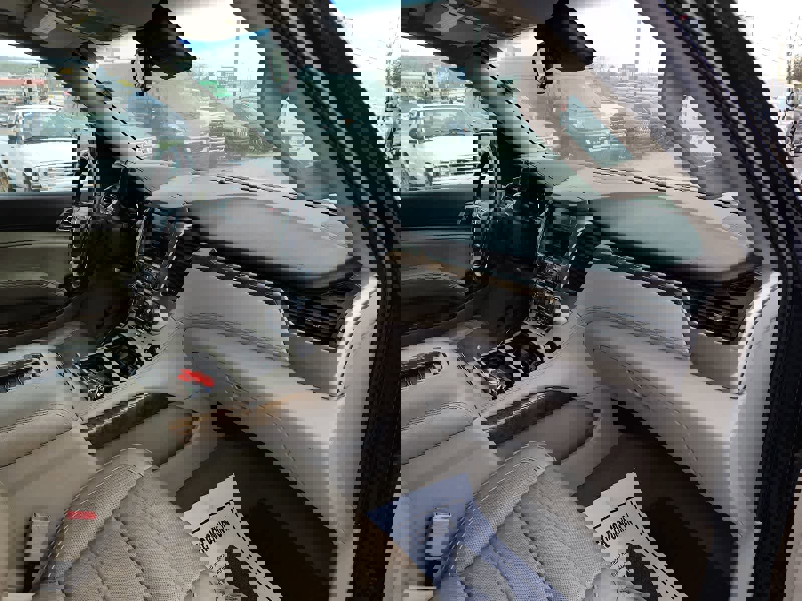 Used 2017 GMC Yukon Denali w/ Open Road Package image 17