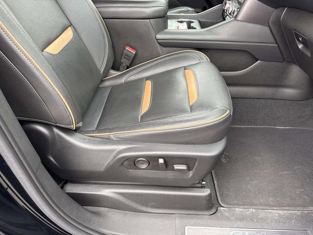 Used 2021 GMC Yukon AT4 w/ AT4 Premium Plus Package image 16