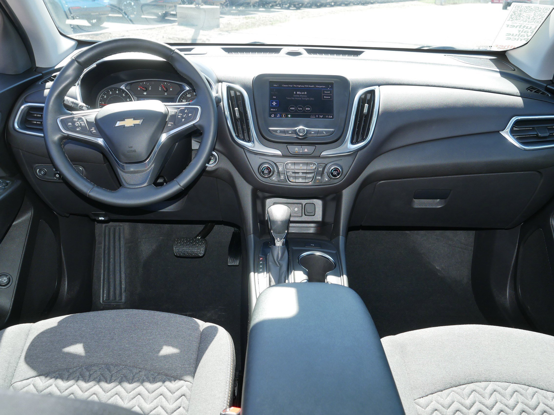 Used 2024 Chevrolet Equinox LT w/ LPO, Floor Liner Package AWD/4WD image 10