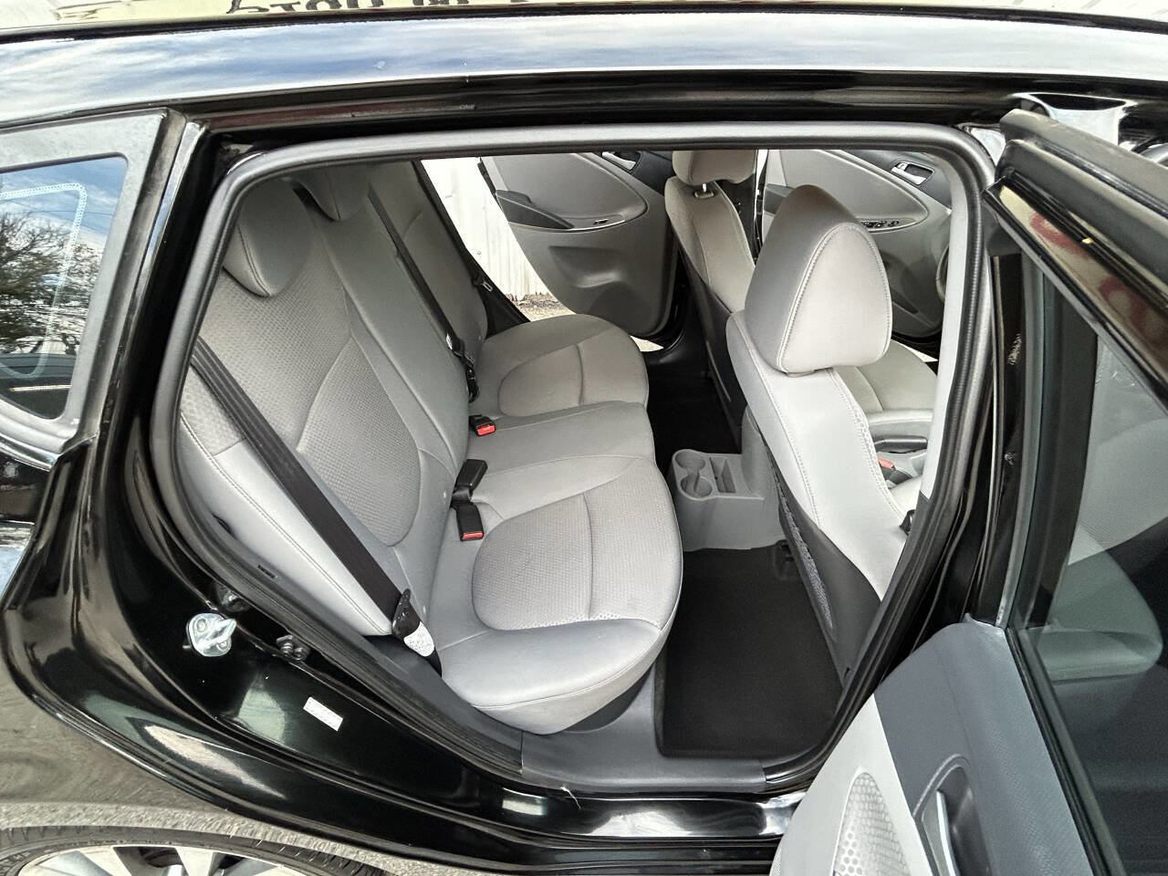 Used 2016 Hyundai Accent Sport image 20