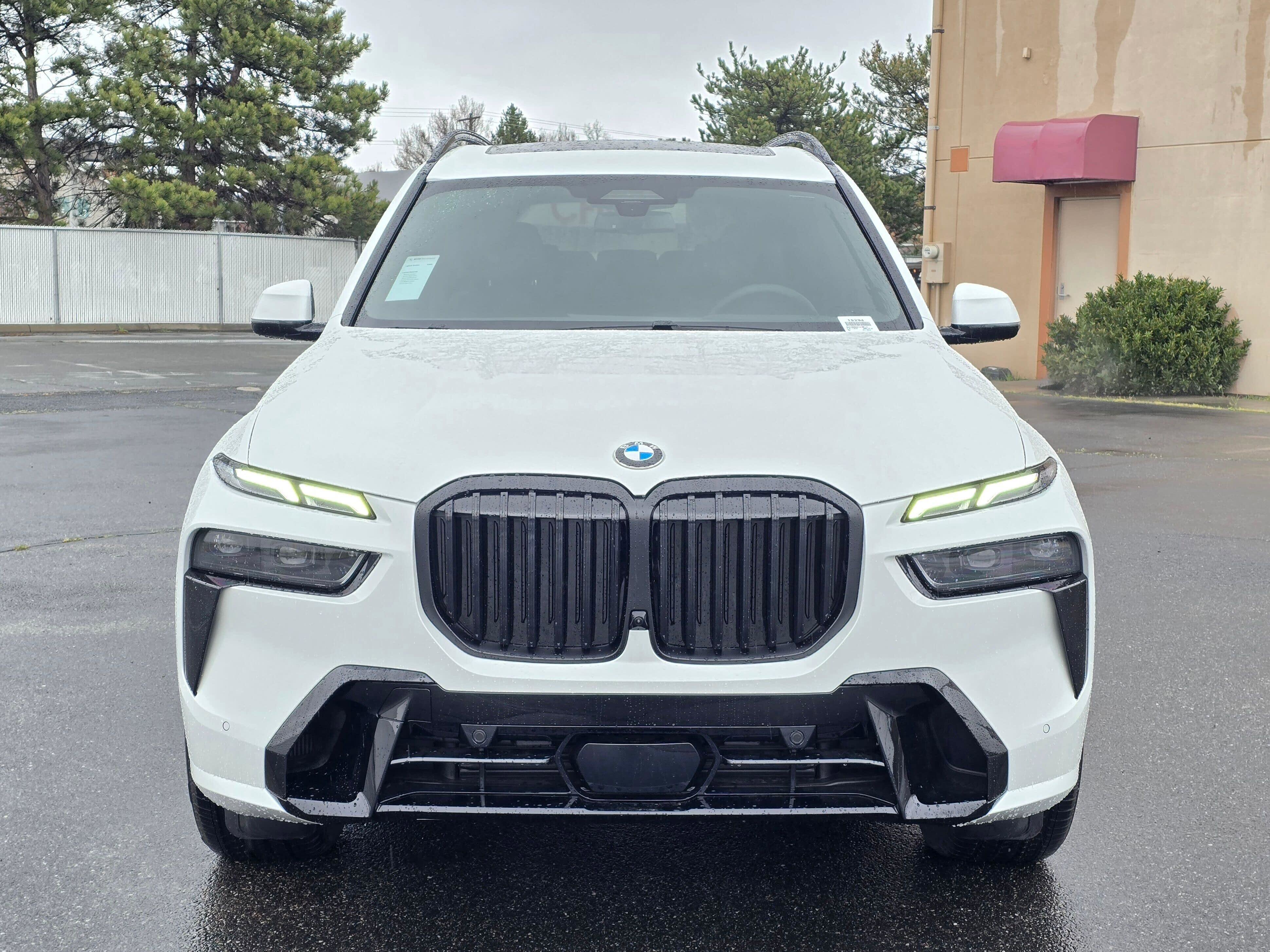New 2026 BMW X7 xDrive40i w/ M Sport Package image 6