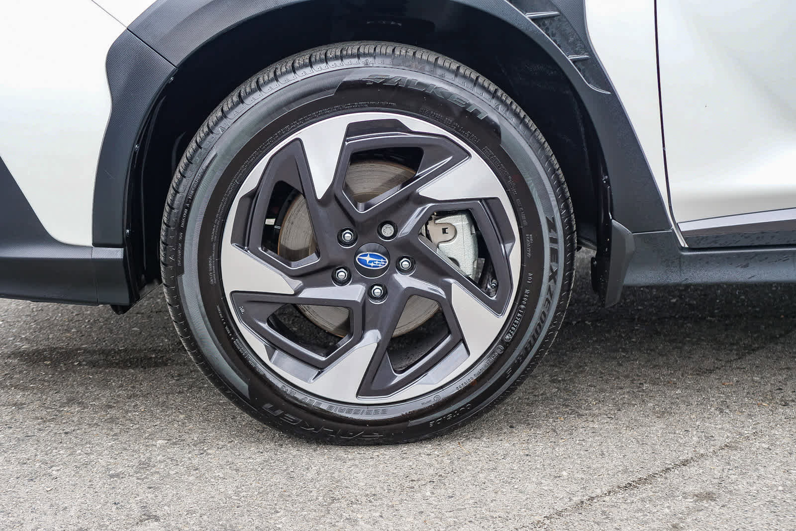 Certified 2025 Subaru Crosstrek 2.5i Limited w/ Crosstrek Mirror Package image 9