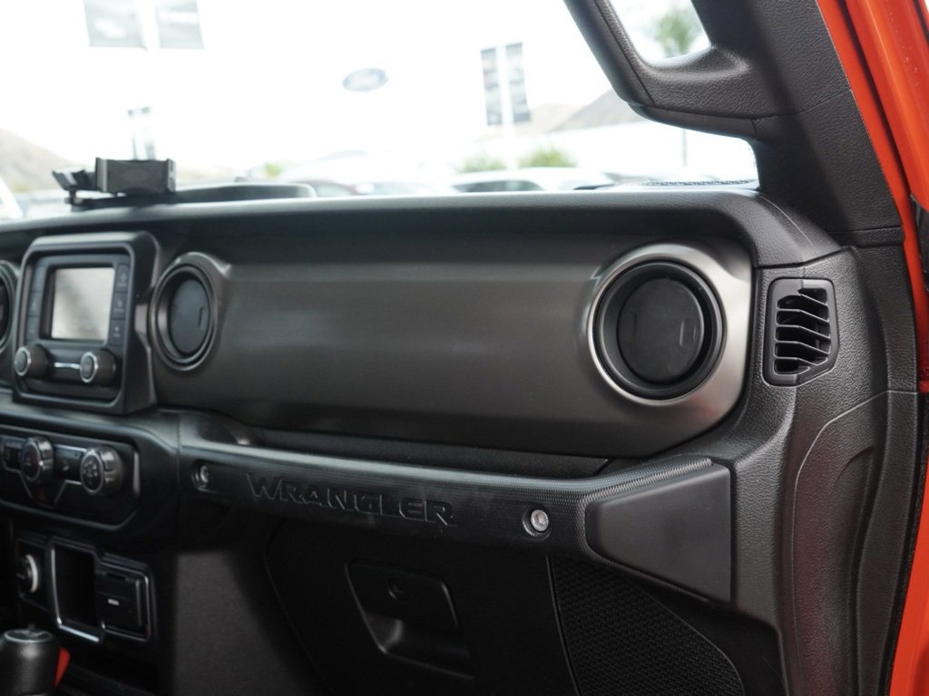 Used 2019 Jeep Wrangler Unlimited Sport image 25