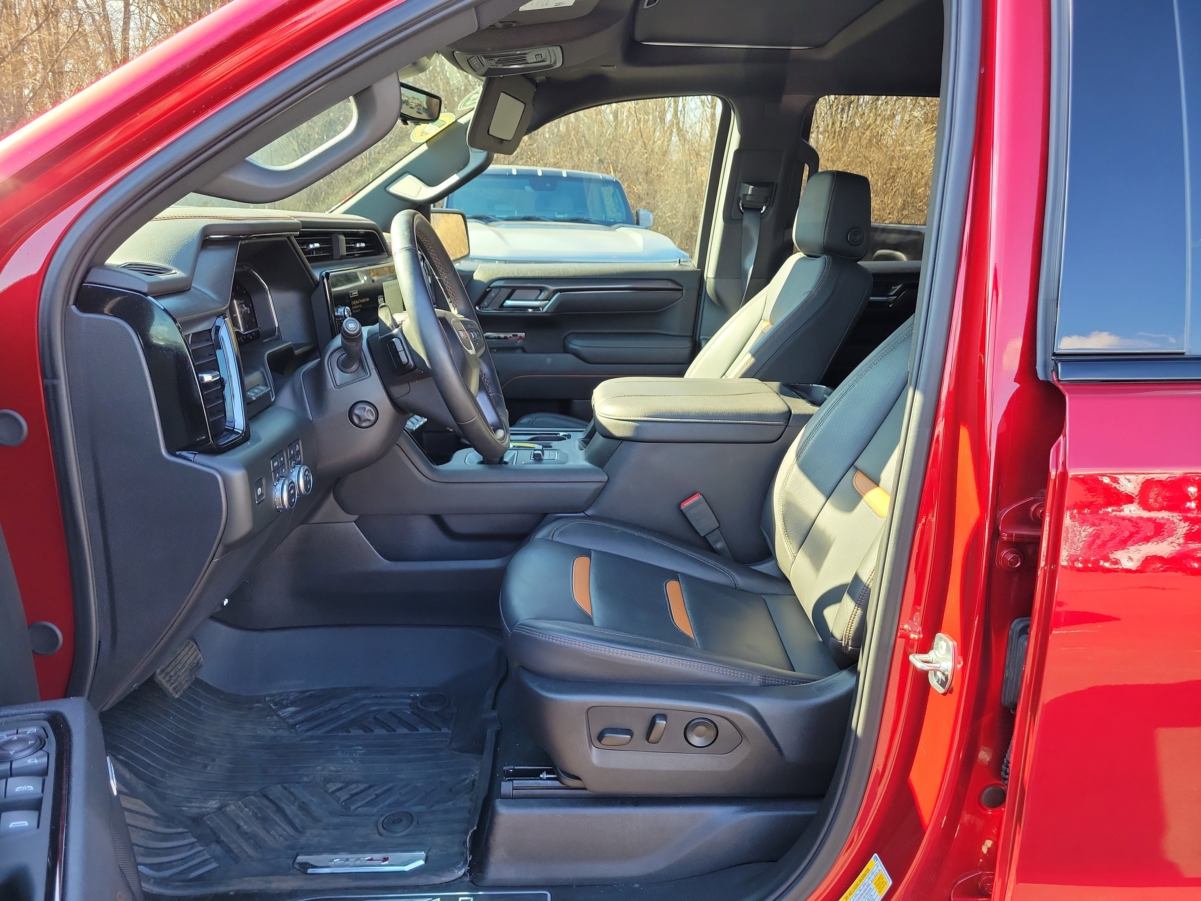 Certified 2025 GMC Sierra 1500 AT4 w/ AT4 Premium Package image 16