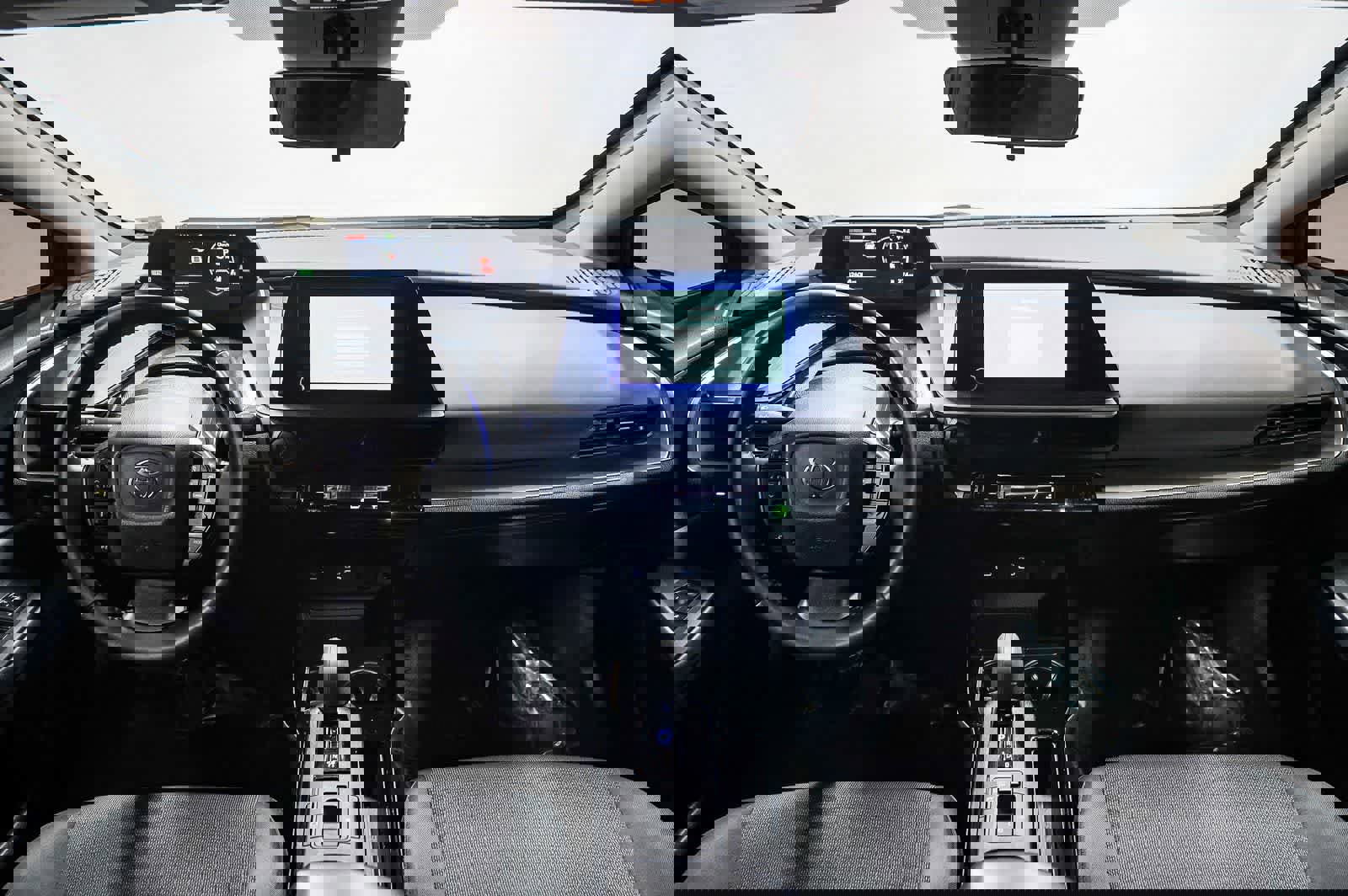 Used 2023 Toyota Prius LE image 12