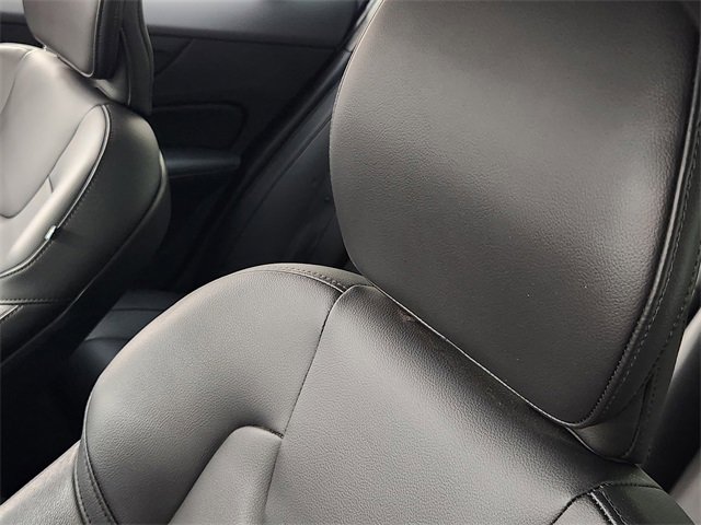 Used 2024 Volvo S60 B5 Core image 15