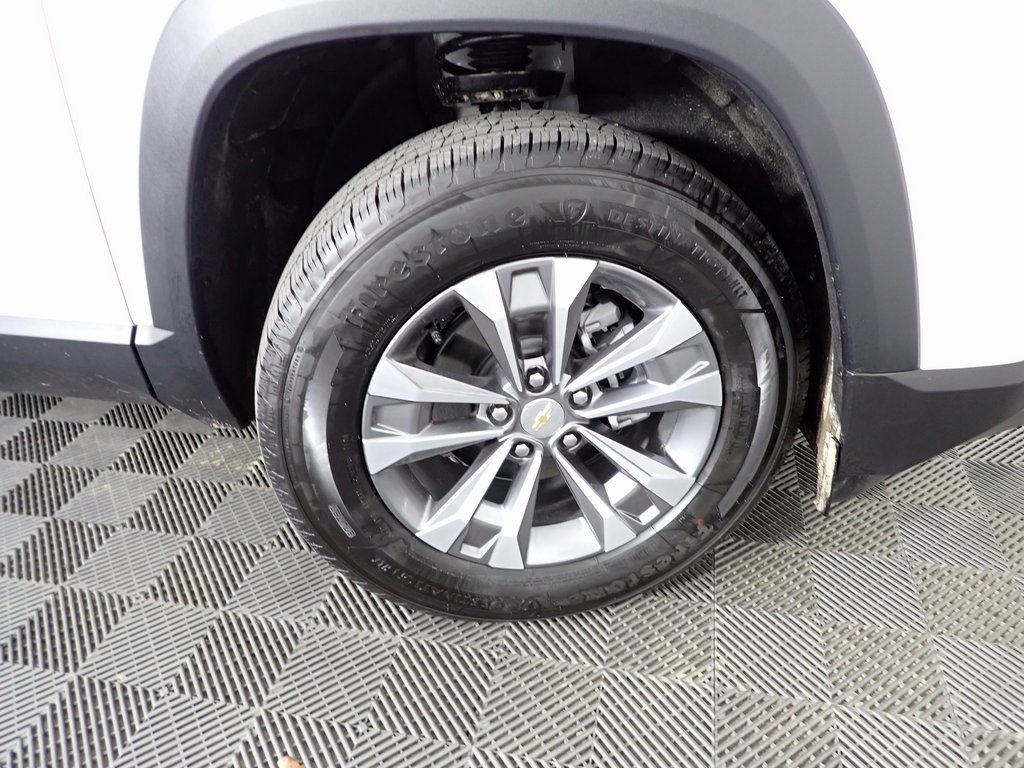 New 2025 Chevrolet Equinox LT w/ Safety and Technology Package image 38