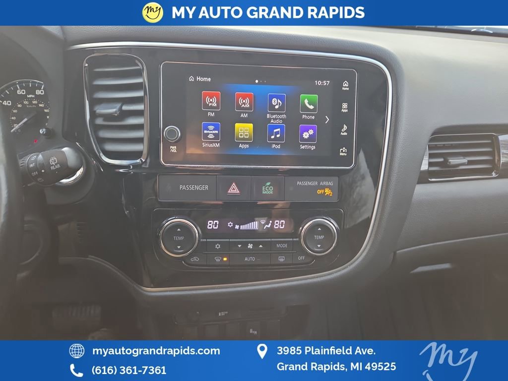 Used 2018 Mitsubishi Outlander SEL image 20