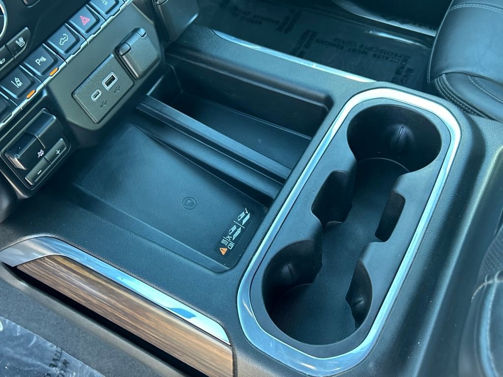 Used 2022 Chevrolet Silverado 3500 High Country w/ Safety Package II image 17