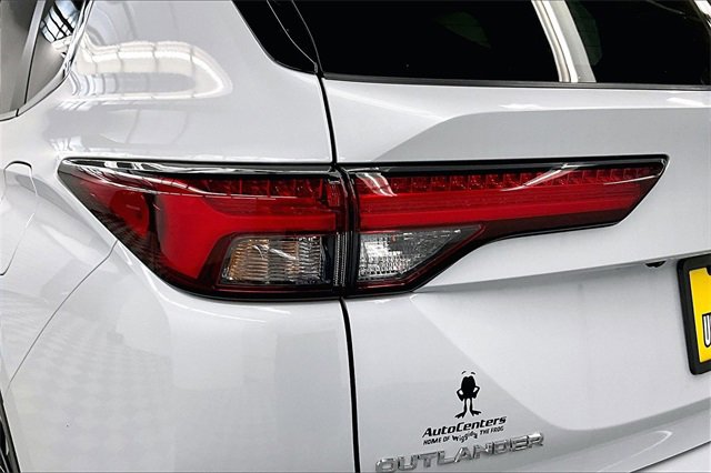 Used 2024 Mitsubishi Outlander Ralliart image 32