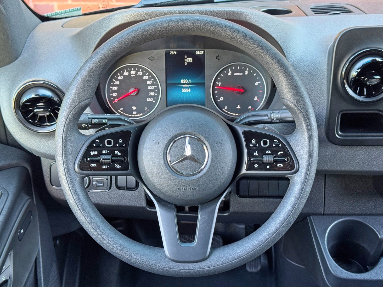 Used 2024 Mercedes-Benz Sprinter 2500 image 19