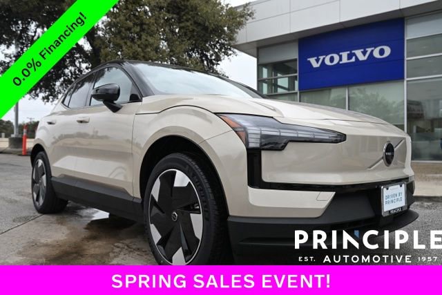 New 2026 Volvo EX30 Plus w/ Climate Package
