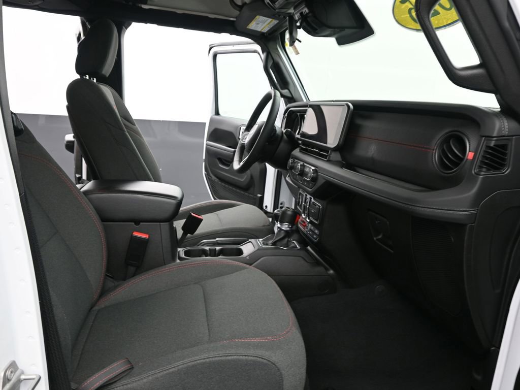 Used 2025 Jeep Wrangler Unlimited Rubicon image 37