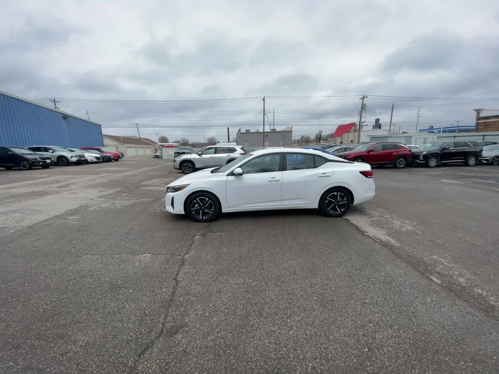 Used 2025 Nissan Sentra SV image 16