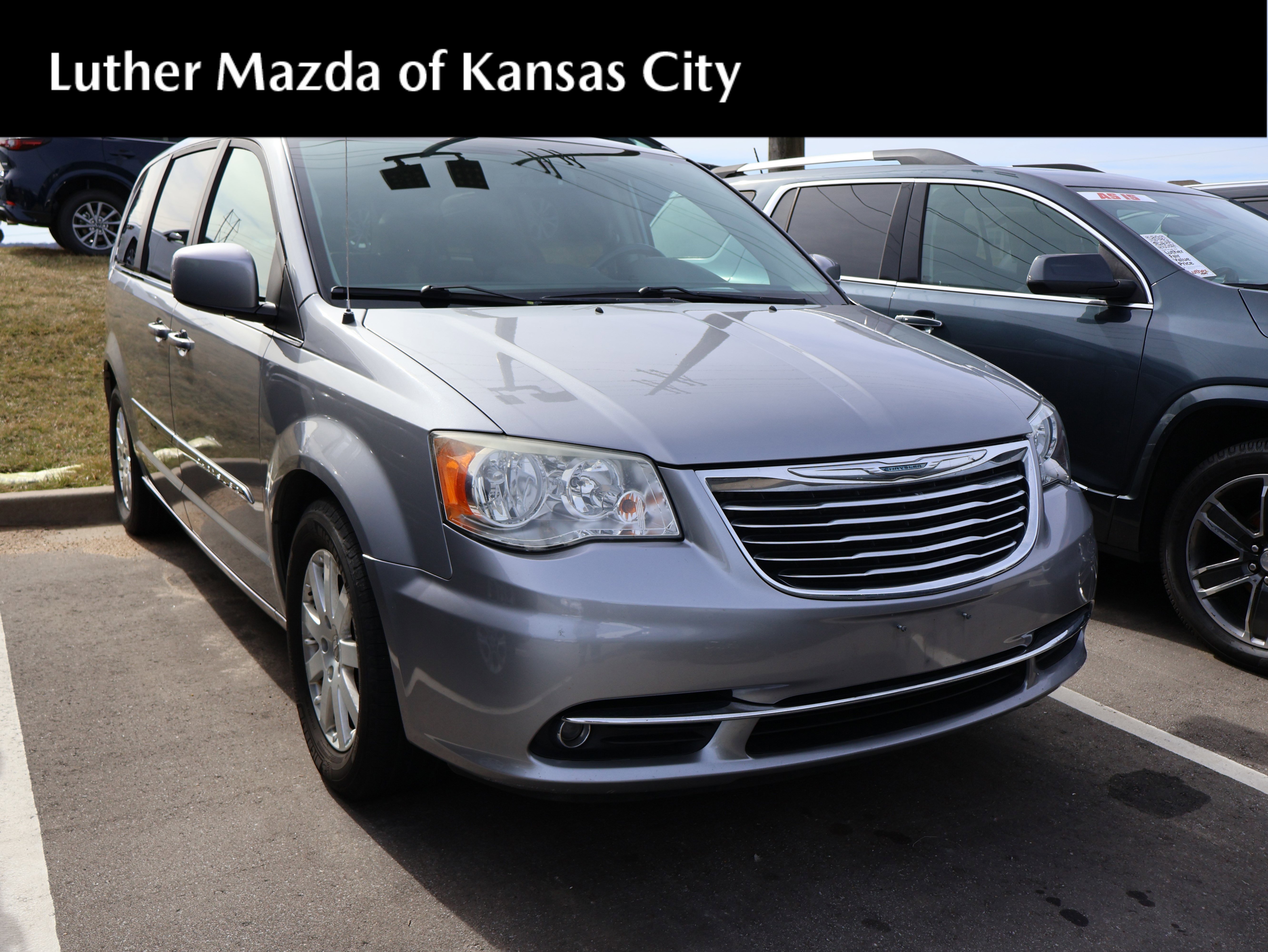 Used 2014 Chrysler Town & Country Touring