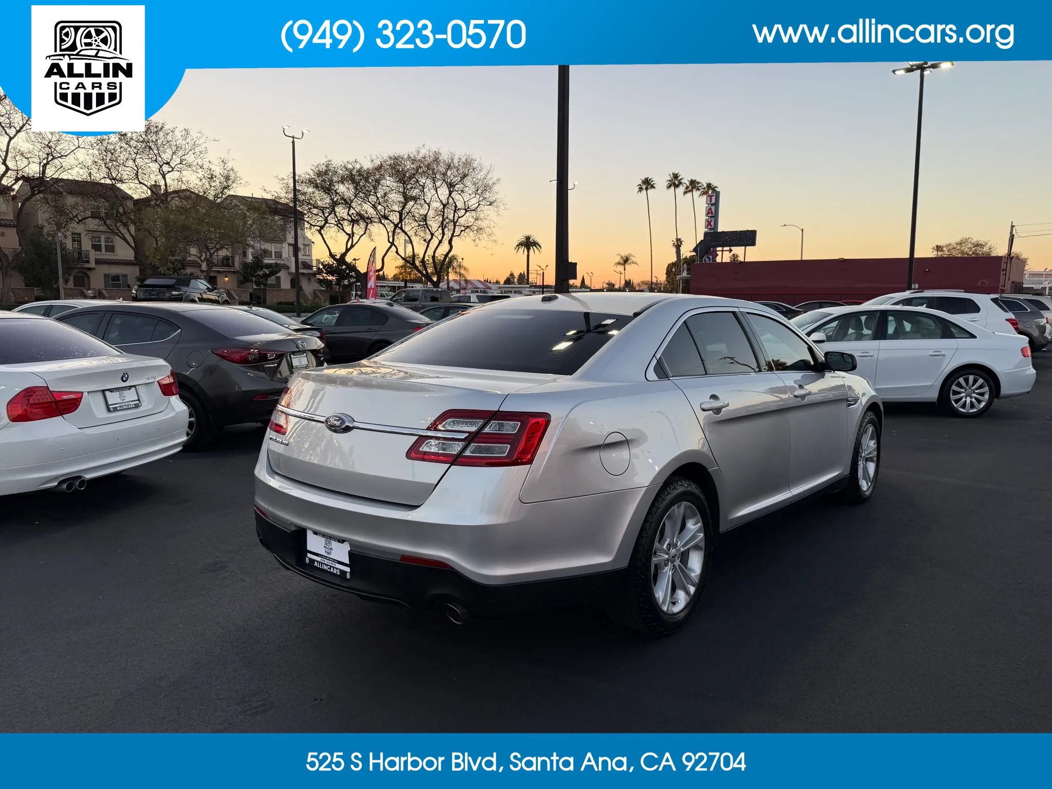 Used 2016 Ford Taurus SE FWD image 4