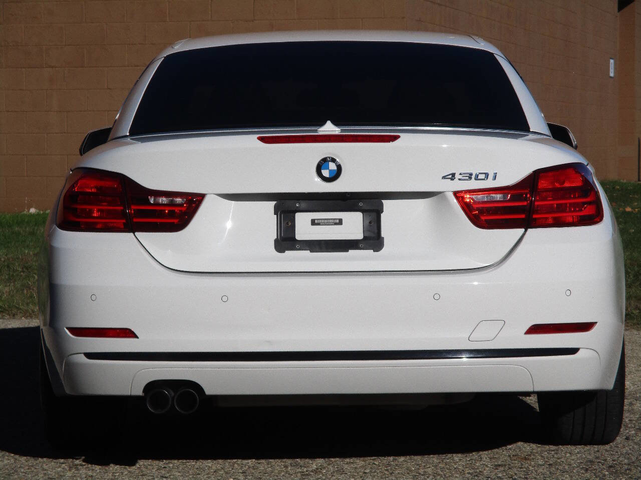 Used 2017 BMW 430i Convertible image 6